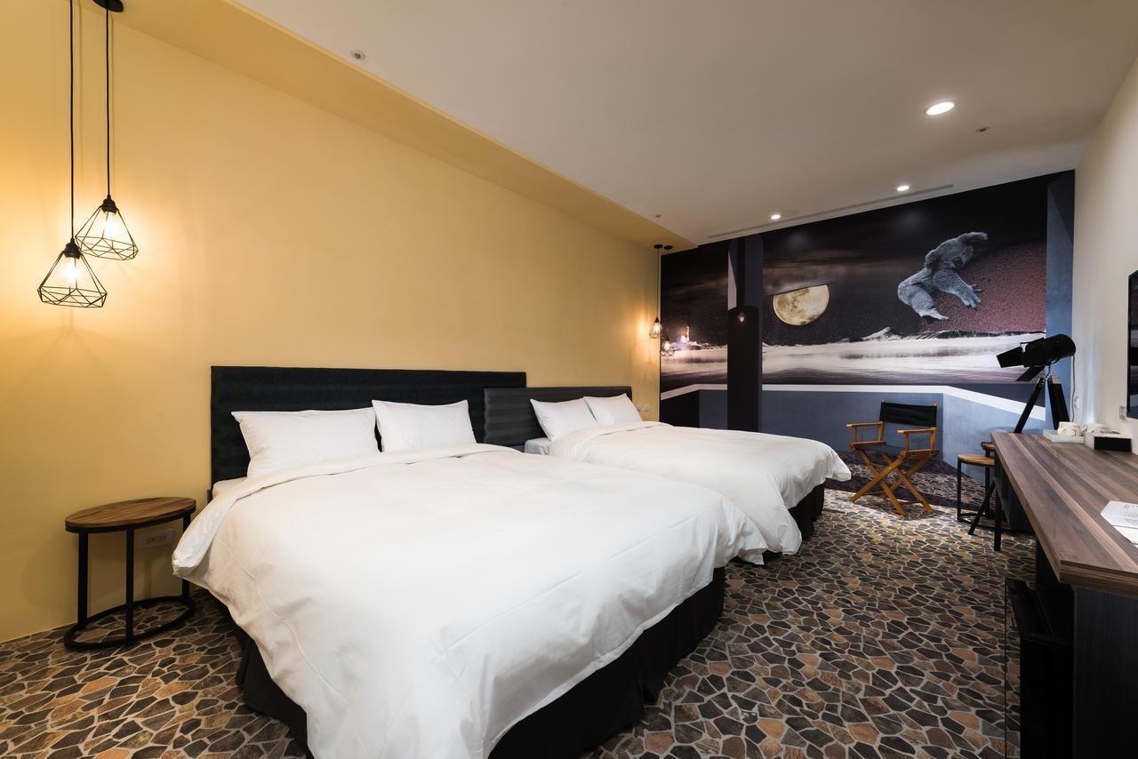 Hotel Half Тайджун Екстериор снимка