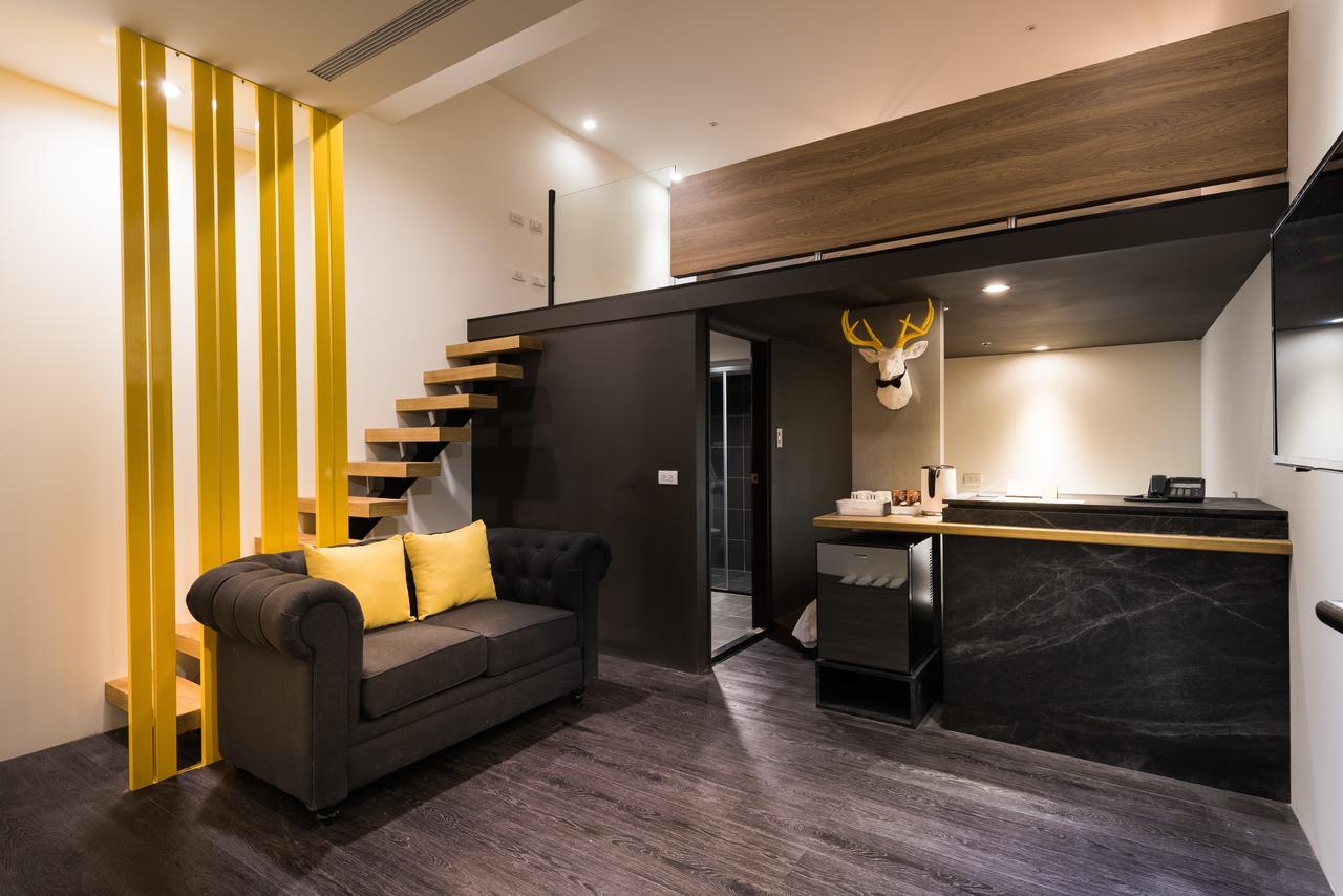 Hotel Half Тайджун Екстериор снимка