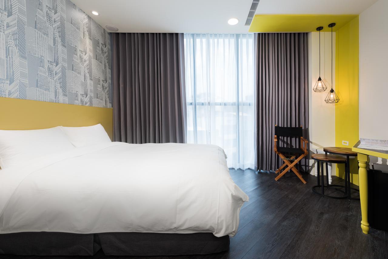 Hotel Half Тайджун Екстериор снимка